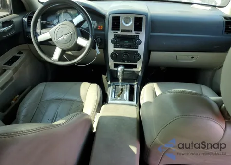 2006 Chrysler 300 Touring z USA, uszkodzony, nr VIN 2C3KA53G66H432273